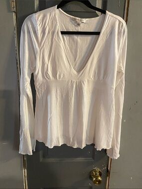 Banana Republic White Long Sleeve V-Neck Empire Top